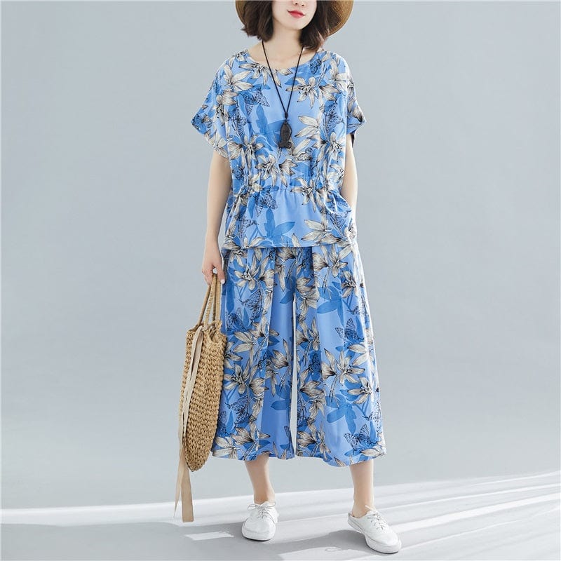 A Vintage Style Pants with Delicate Timeless Details