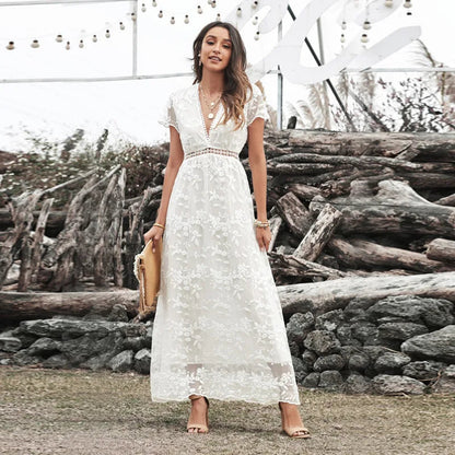 Classic Vintage & Enduringly Stylish Dress