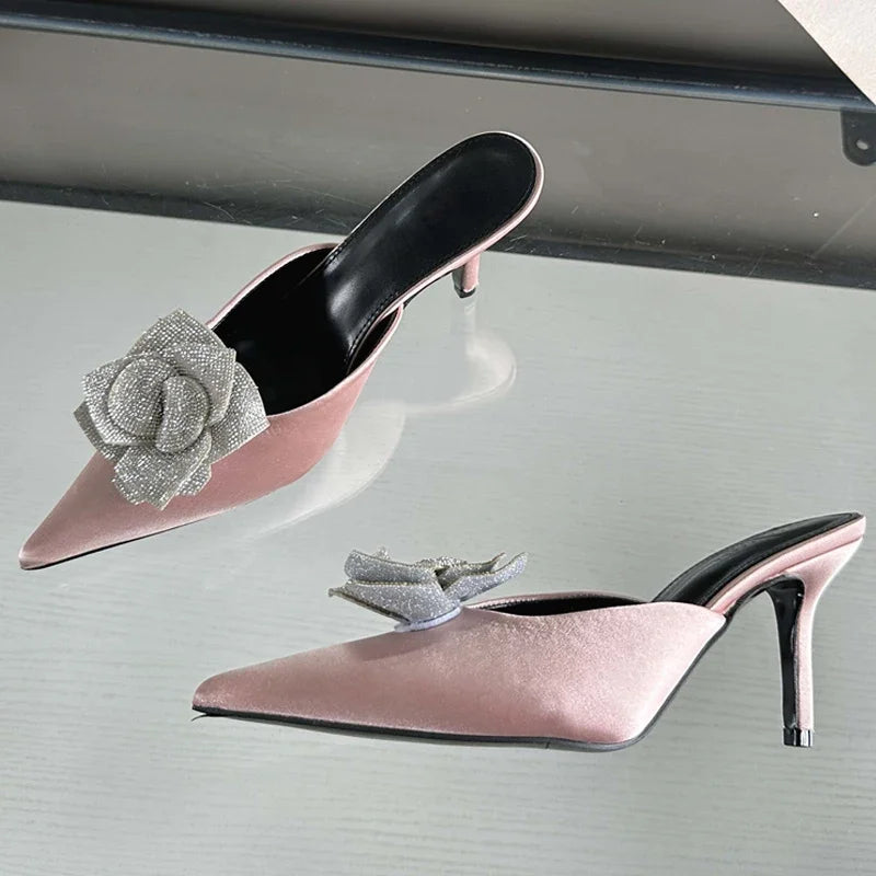 Graceful Orthopedic Pumps for Modern Look