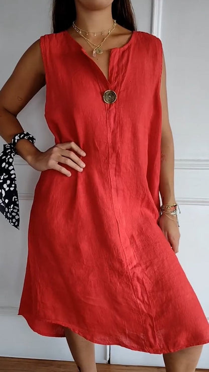 Classic Vintage Dress with a Flattering Fit