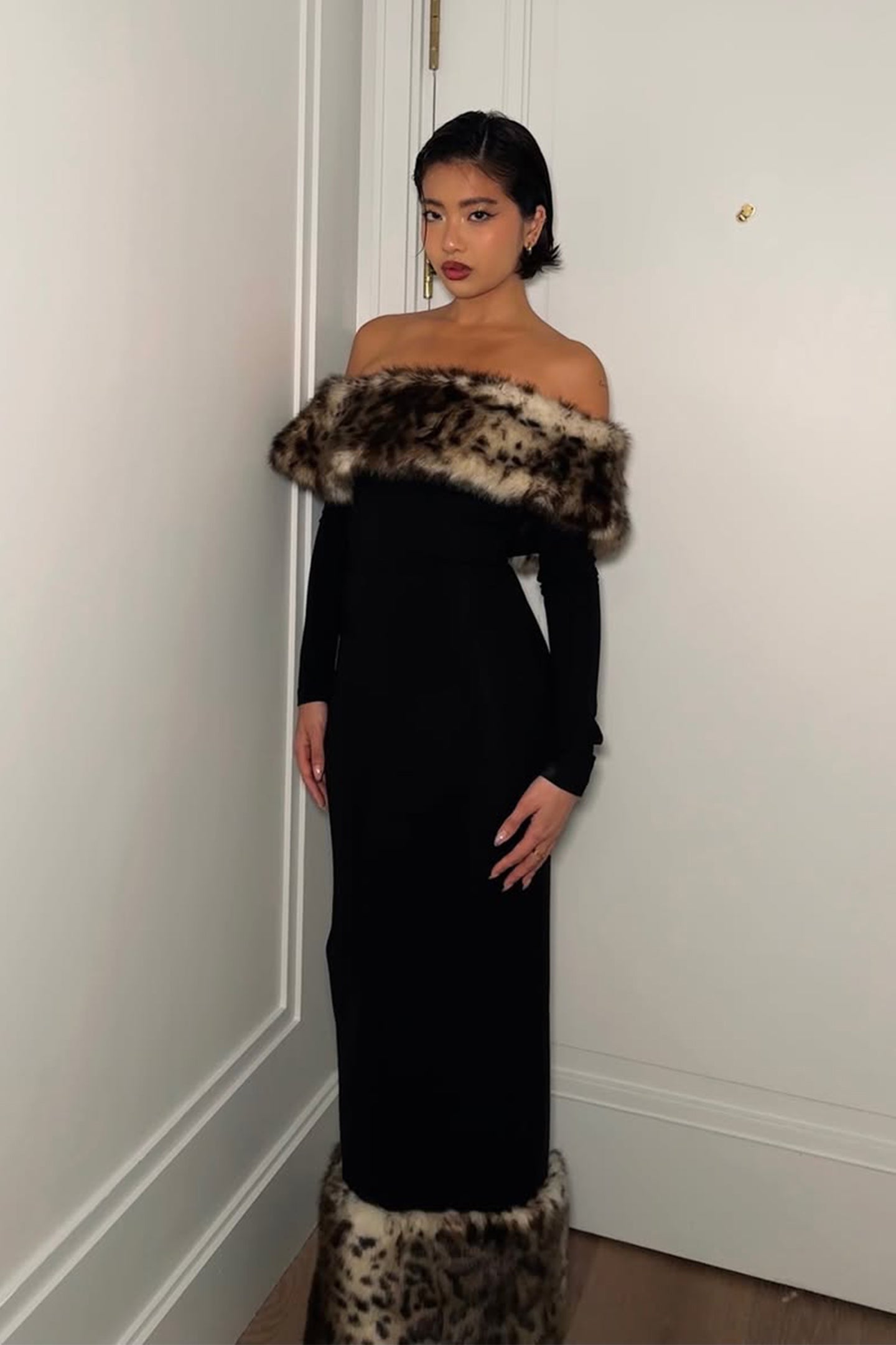Well Tailored Dress with a Graceful Silhouette