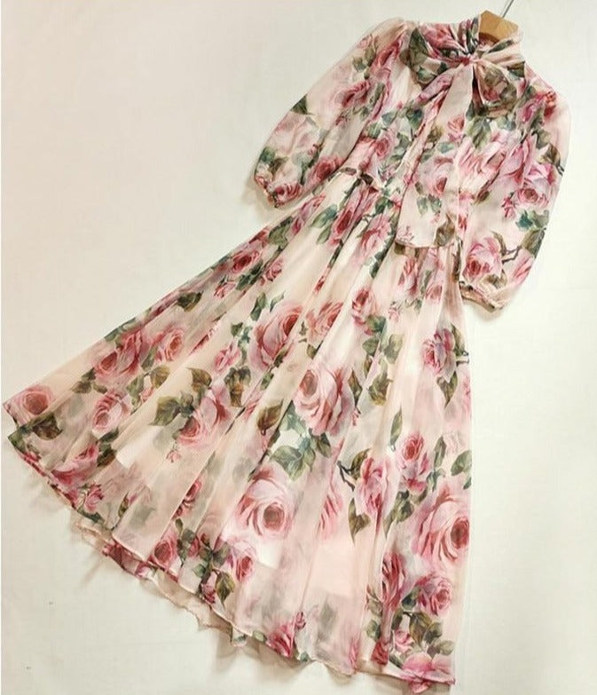 Gracefully Styled Dress for Any Occasion