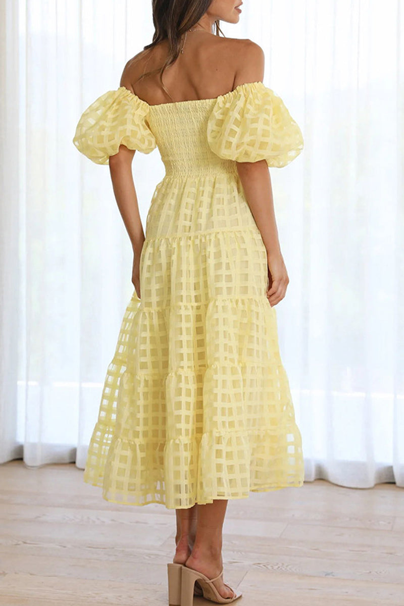 Well Tailored Dress with a Graceful Silhouette