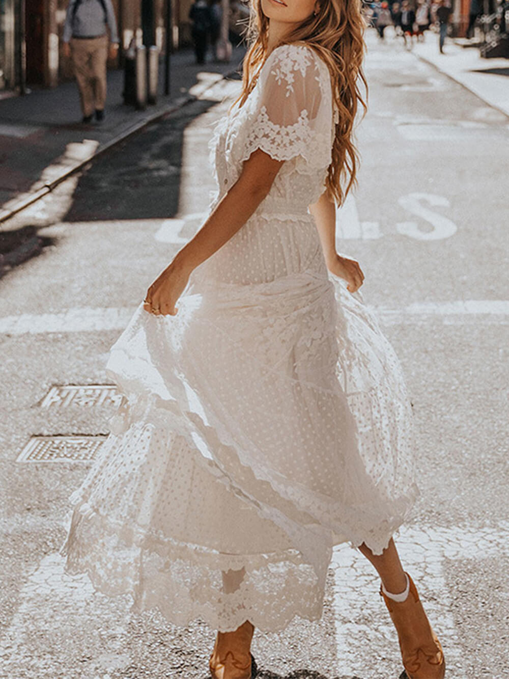 Well Tailored Dress with a Graceful Silhouette