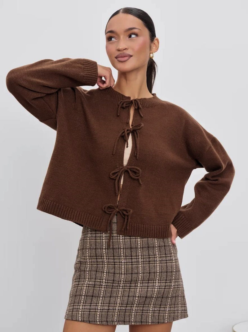 Gracefully Styled Cardigan for Any Occasion