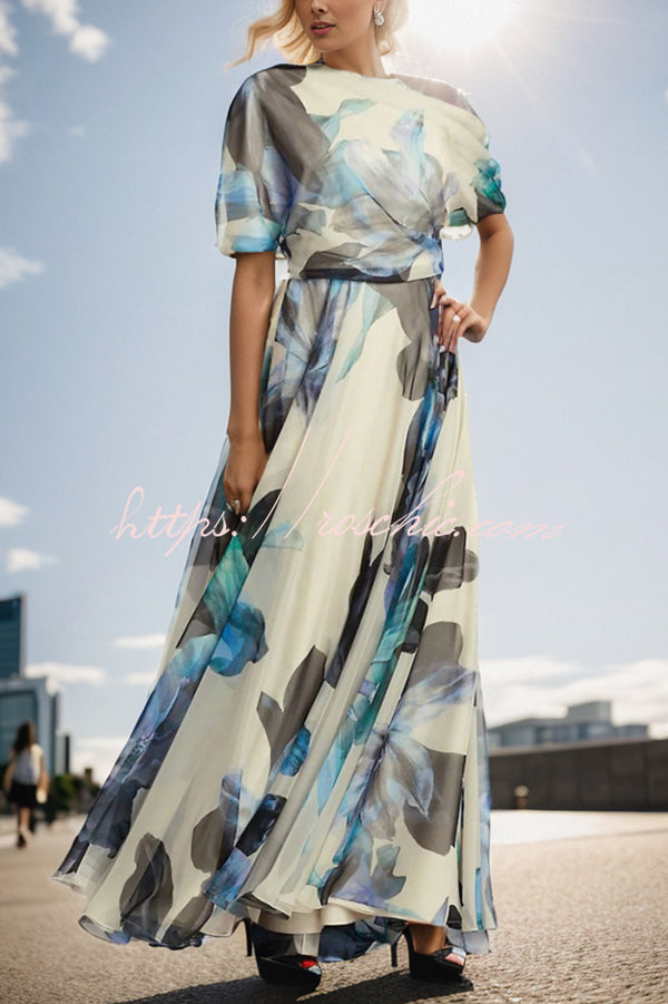 Classic Vintage & Enduringly Stylish Dress