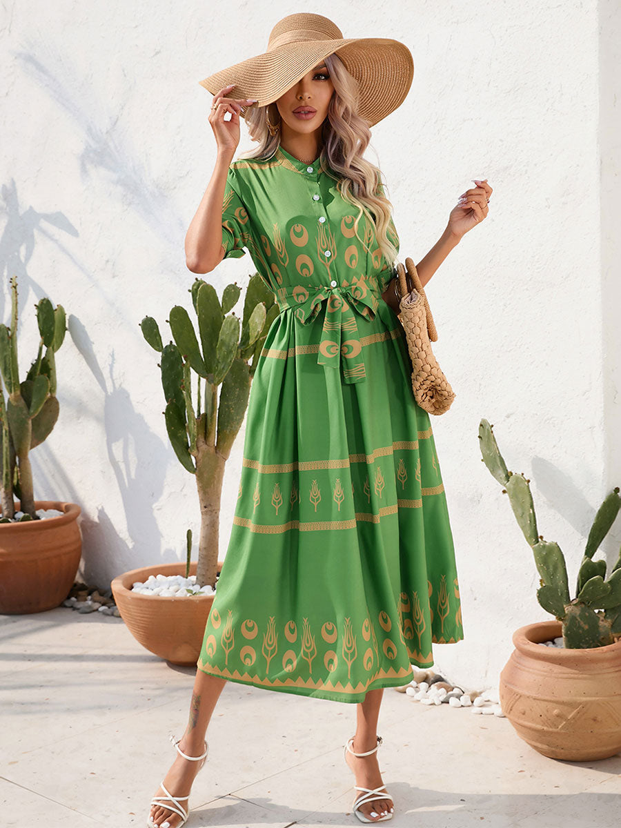 Well Tailored Dress with a Graceful Silhouette