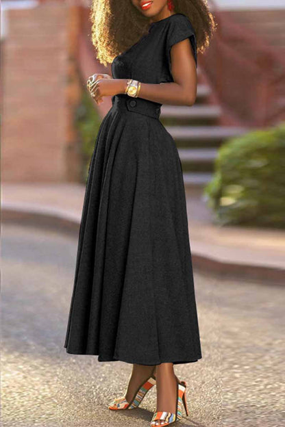 Sophisticated Dress with a Clean Classic Look