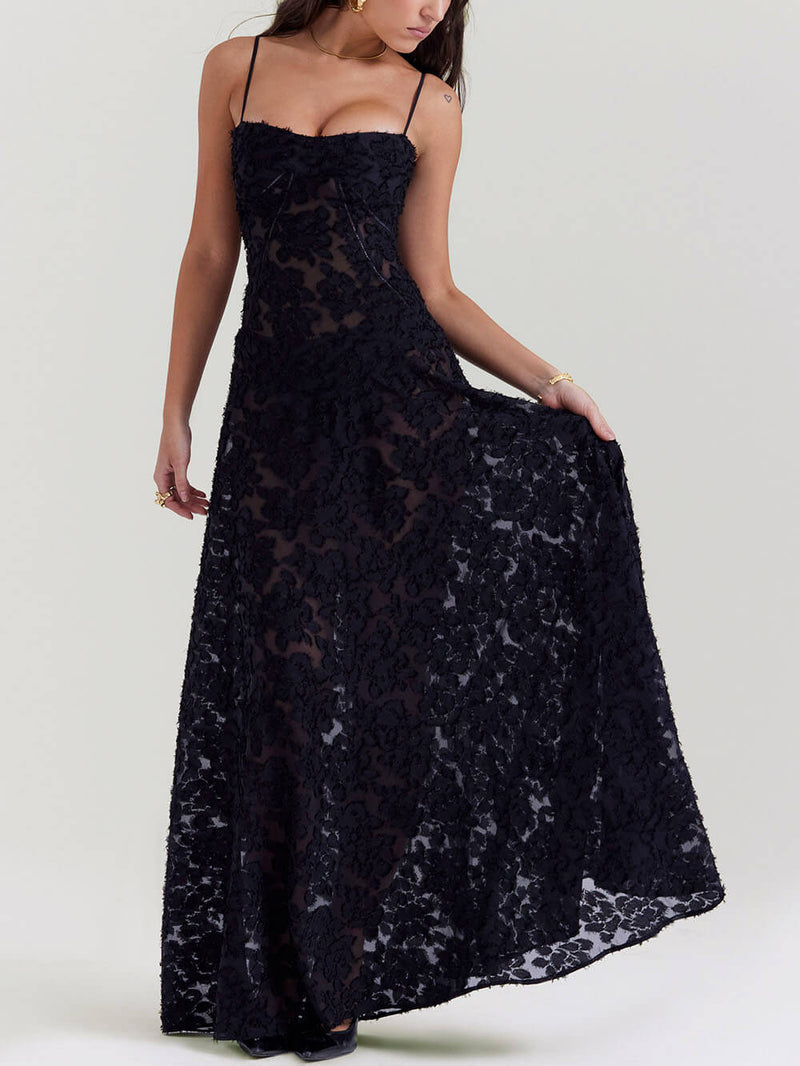 Effortlessly Elegant Dress with a Timeless Design