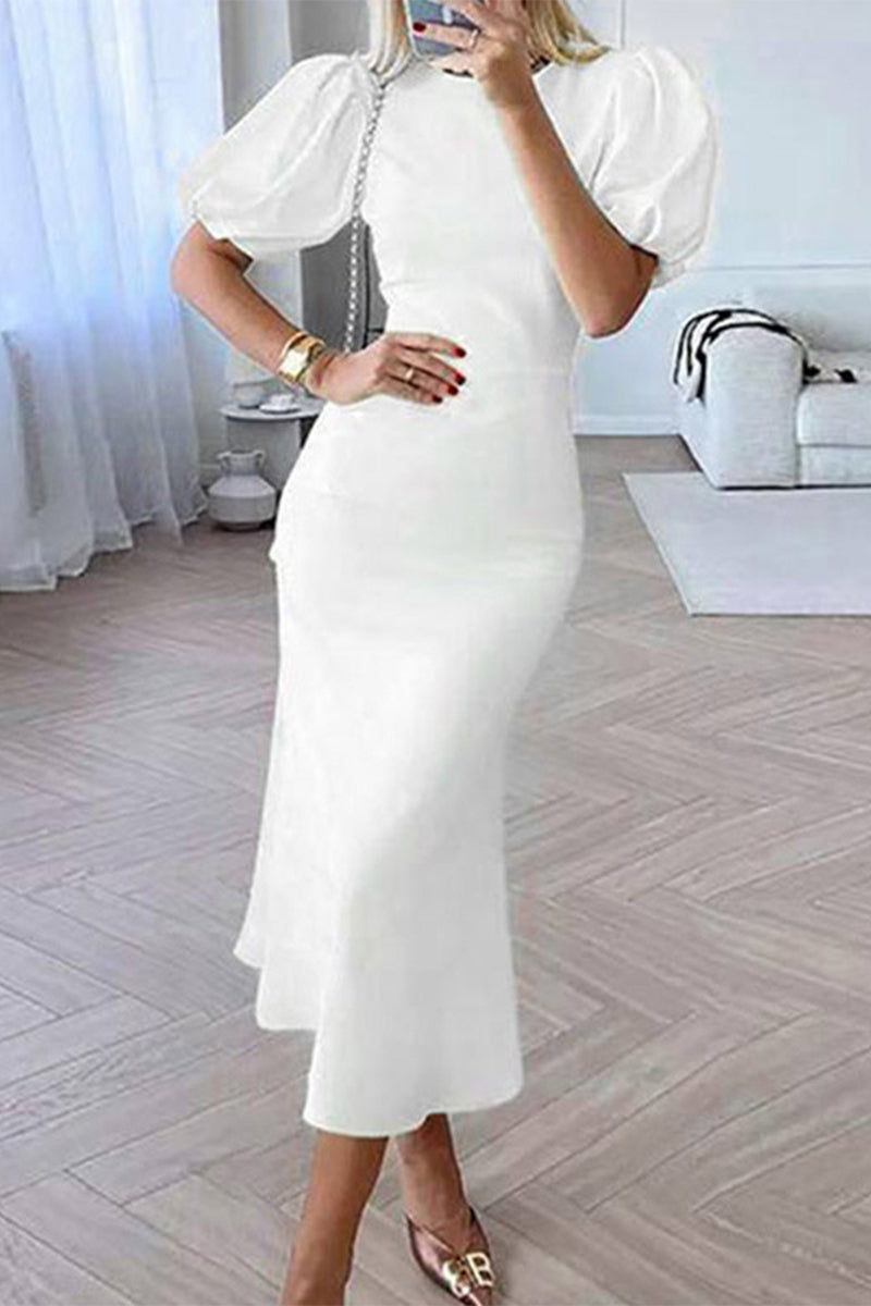 Well Tailored Dress with a Graceful Silhouette