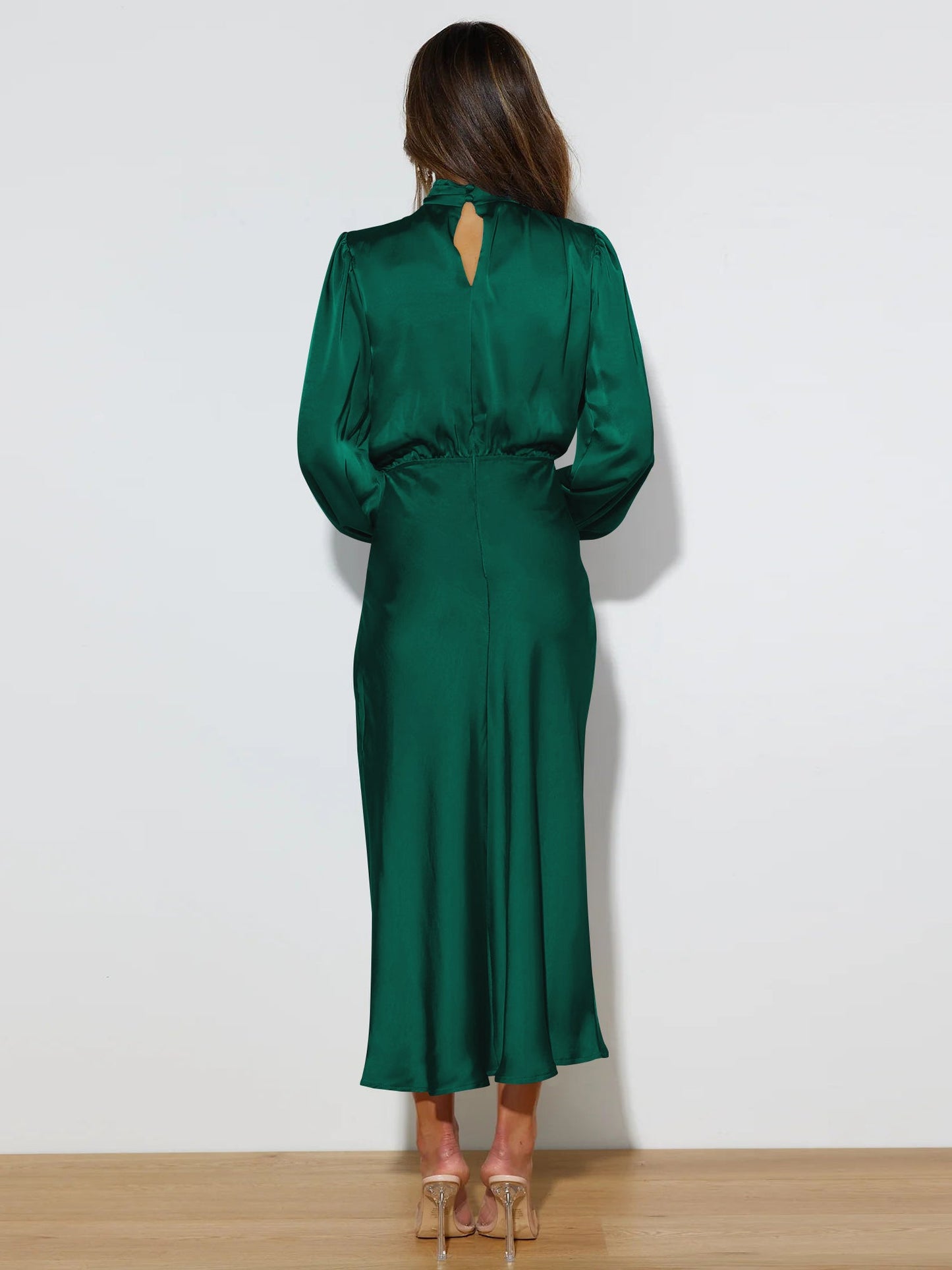 Polished Dress with an Effortless Classic Look