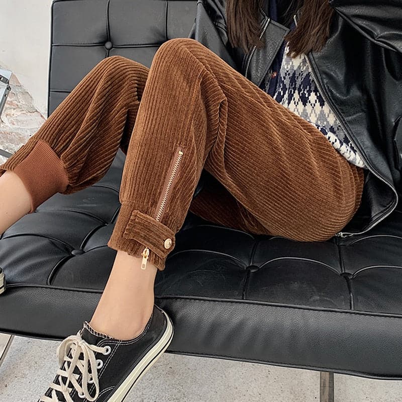 Sophisticated Trousers with a Clean Classic Look