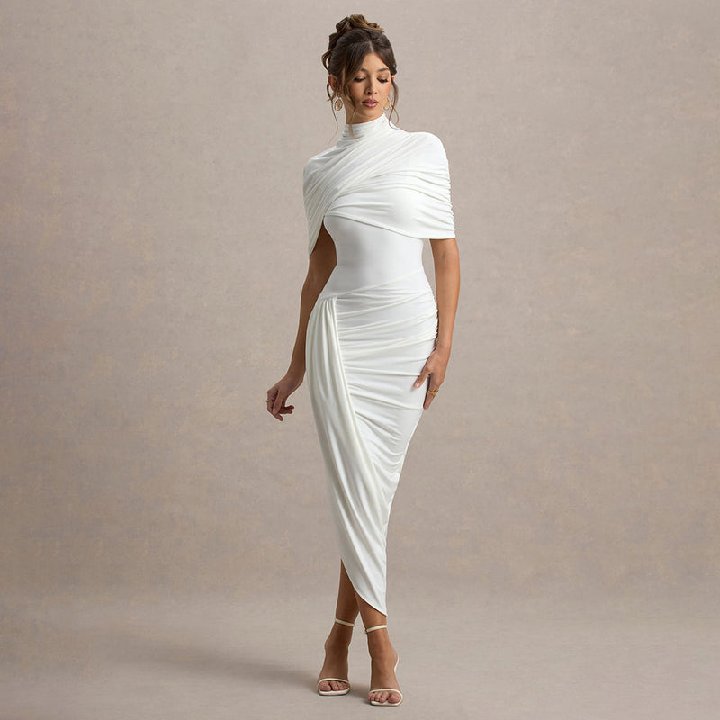 Well Tailored Dress with a Graceful Silhouette