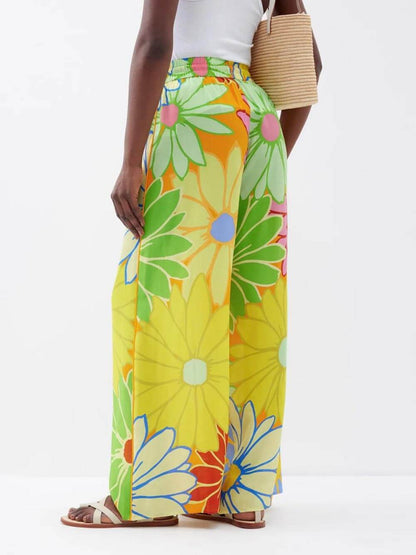 Gracefully Styled Garment for Any Occasion