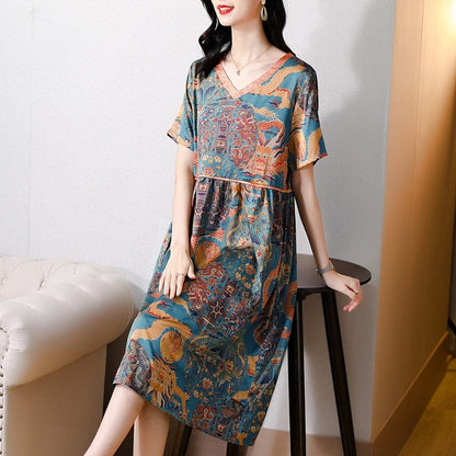 Effortlessly Elegant Dress with a Timeless Design