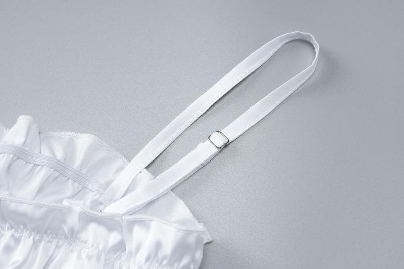 Well Tailored Garment with a Graceful Silhouette