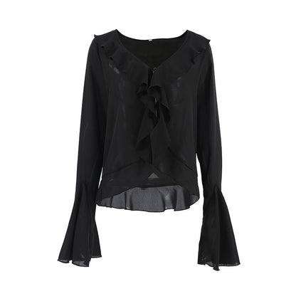 A Vintage Style Top with Delicate Timeless Details