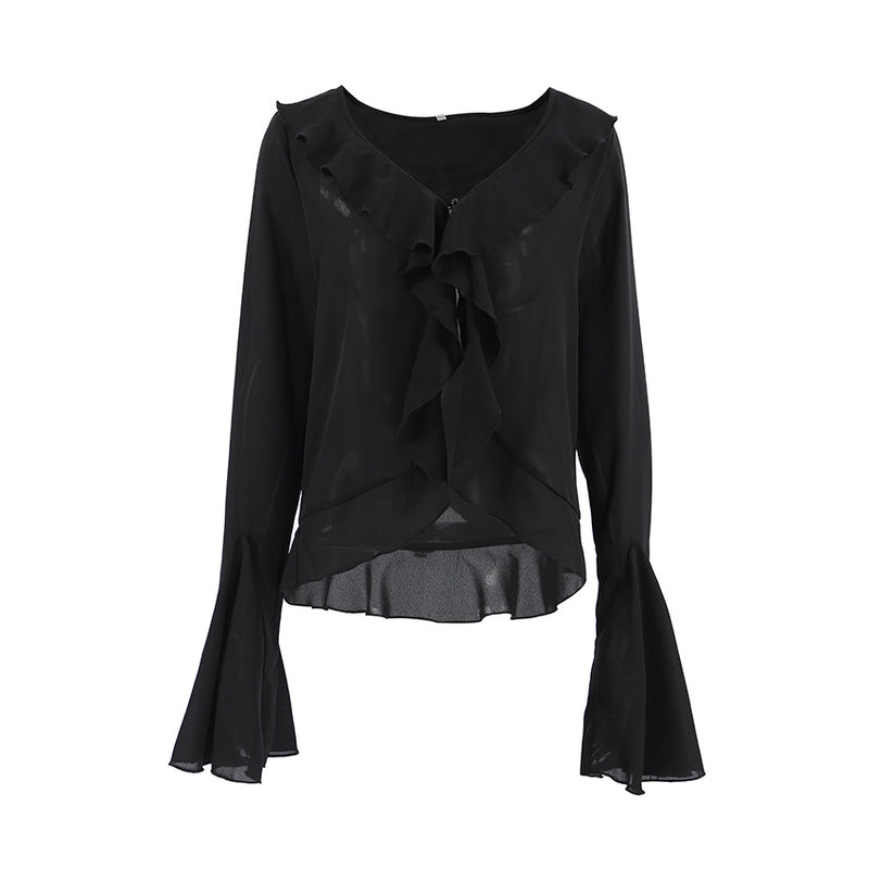 A Vintage Style Top with Delicate Timeless Details