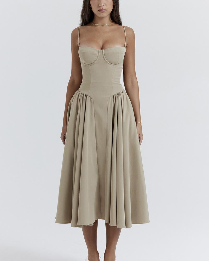Effortlessly Elegant Dress with a Timeless Design