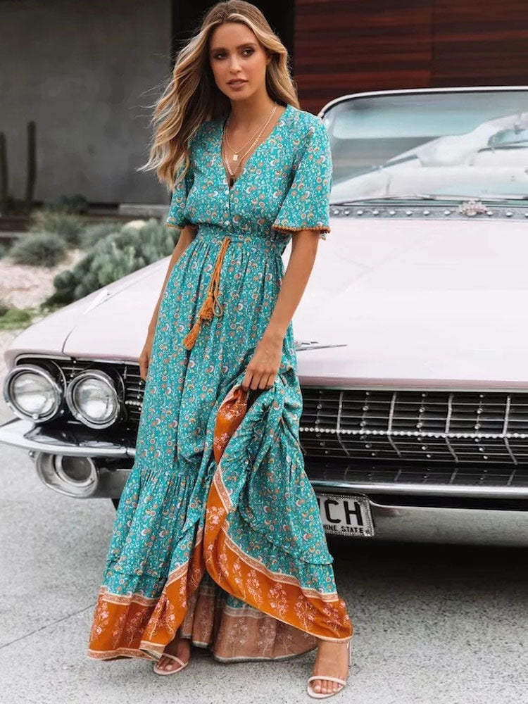 Polished Dress with an Effortless Classic Look