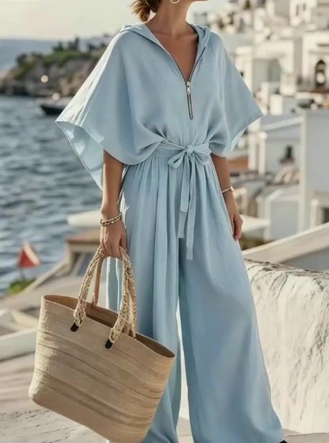 Effortlessly Elegant Garment with a Timeless Design