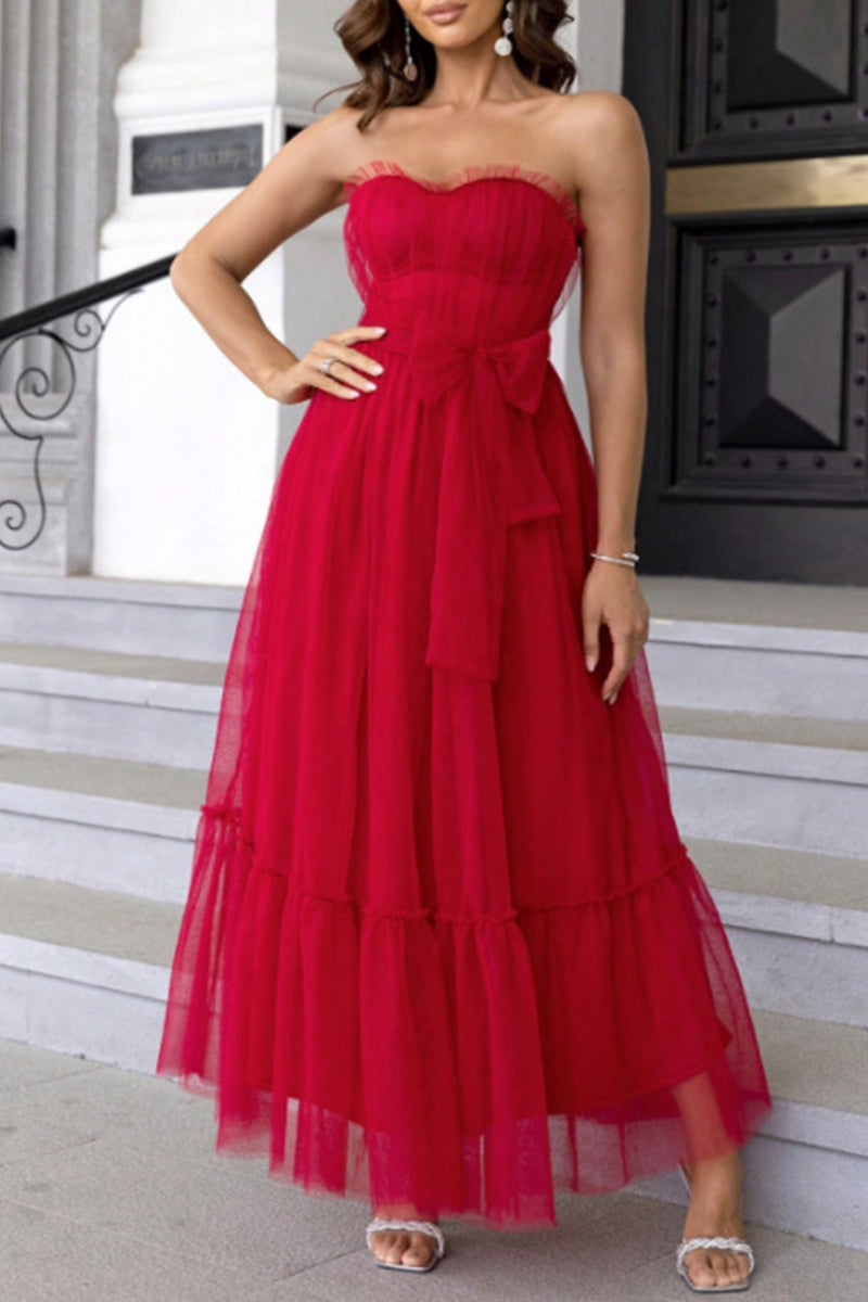 Well Tailored Dress with a Graceful Silhouette