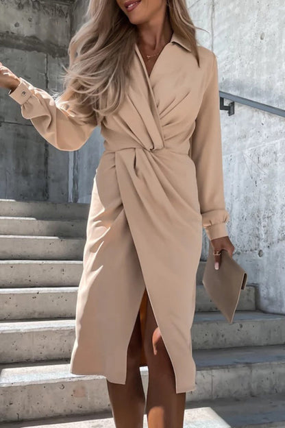 Well Tailored Dress with a Graceful Silhouette