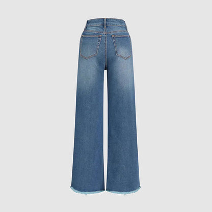 Sophisticated Garment with a Clean Classic Look