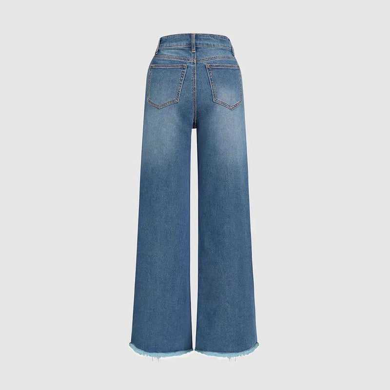 Sophisticated Garment with a Clean Classic Look