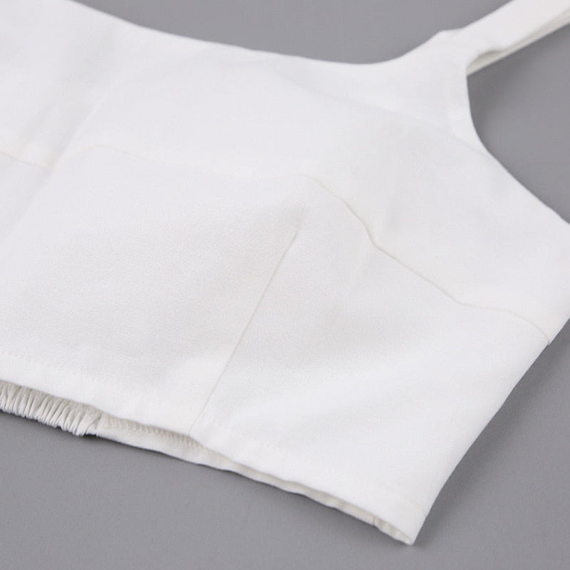 Beautifully Finished Garment in a Timeless Design