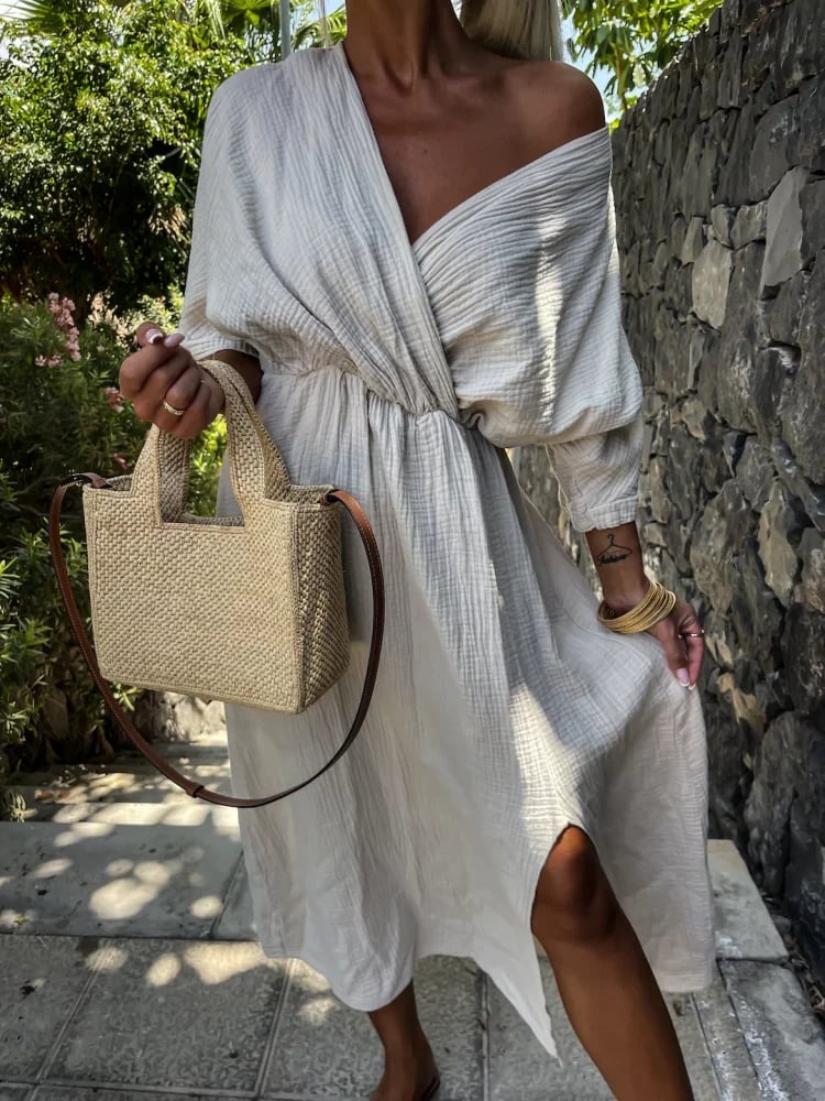 Gracefully Styled Dress for Any Occasion