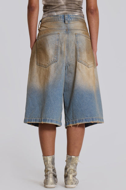 Sophisticated Garment with a Clean Classic Look