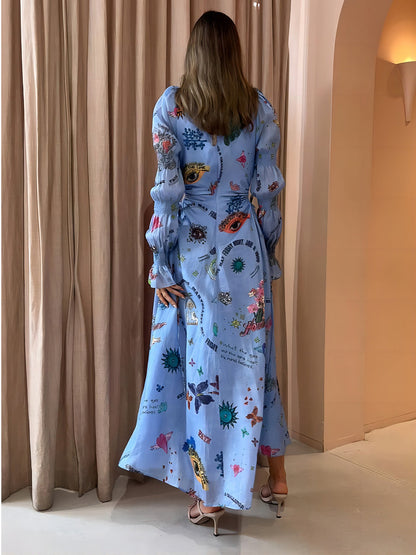 Well Tailored Dress with a Graceful Silhouette