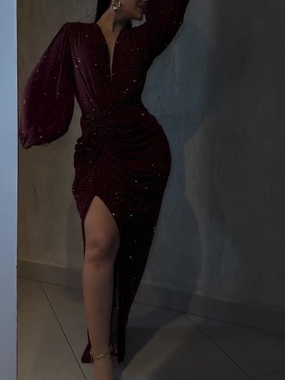 Classic Vintage Dress with a Flattering Fit