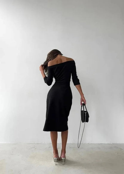 Beautifully Crafted Dress in a Classic Style