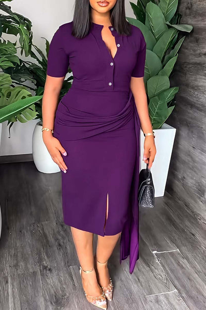 Classic Vintage Dress with a Flattering Fit