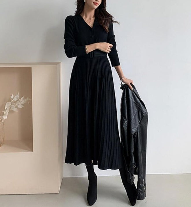 Well Tailored Dress with a Graceful Silhouette