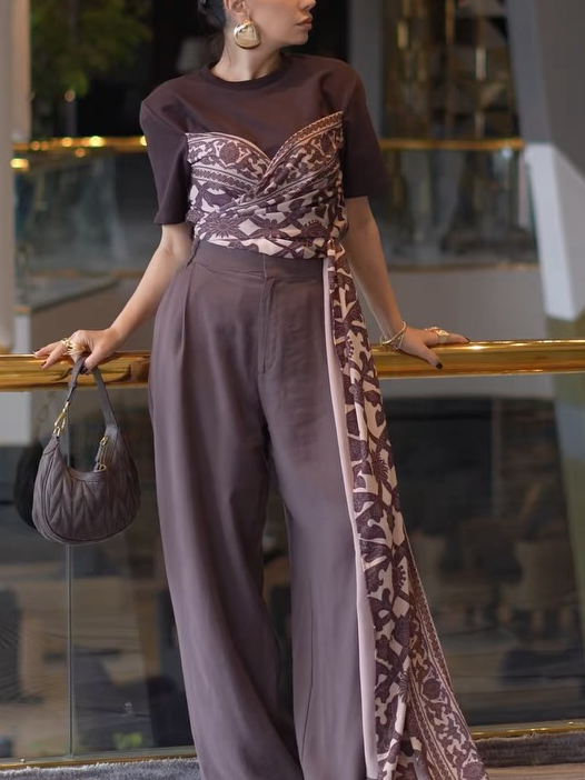 Classic Vintage Top with a Flattering Fit