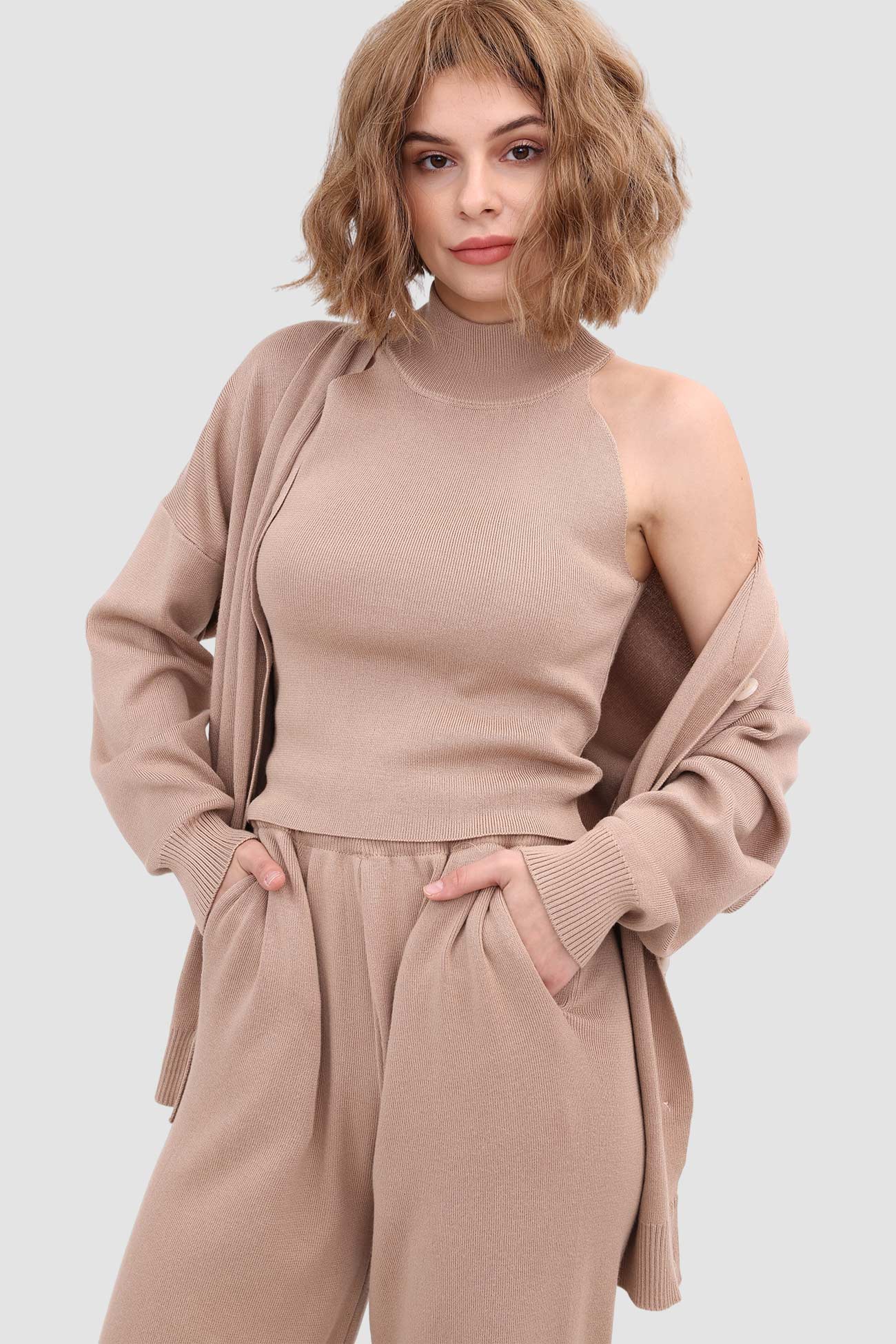 Beautifully Finished Pants in a Timeless Design