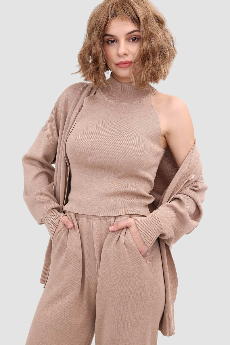 Beautifully Finished Pants in a Timeless Design