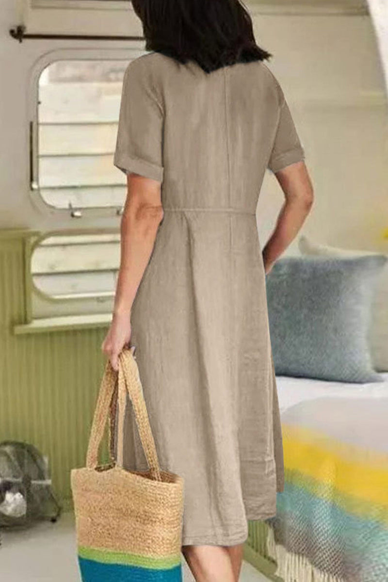 Classic Vintage & Enduringly Stylish Dress
