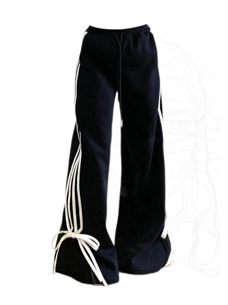 Elegantly Styled Pants for Everyday Wear