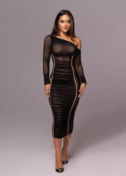 Classic Vintage & Enduringly Stylish Dress