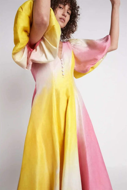 Well Tailored Dress with a Graceful Silhouette