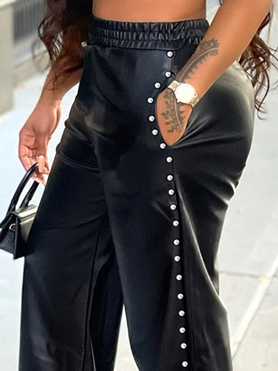 Effortlessly Elegant Pants with a Timeless Design