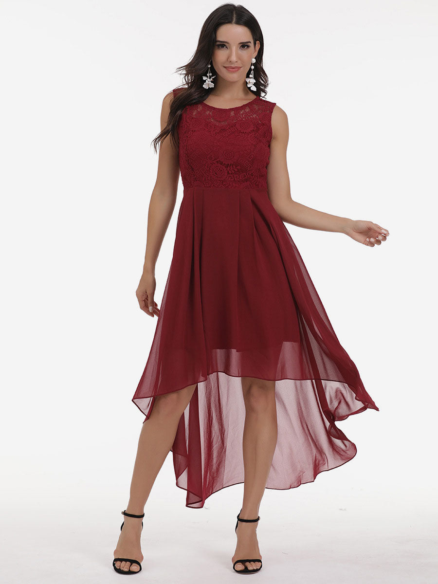 Well Tailored Dress with a Graceful Silhouette