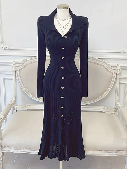 Sophisticated Dress with a Clean Classic Look