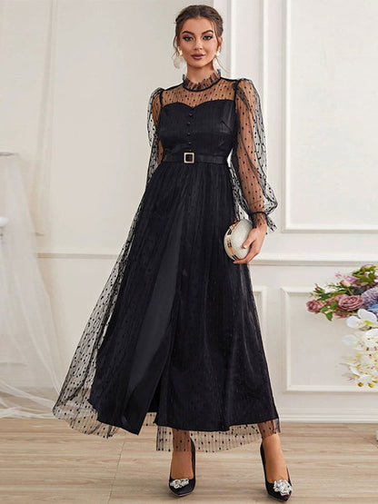 Effortlessly Elegant Dress with a Timeless Design