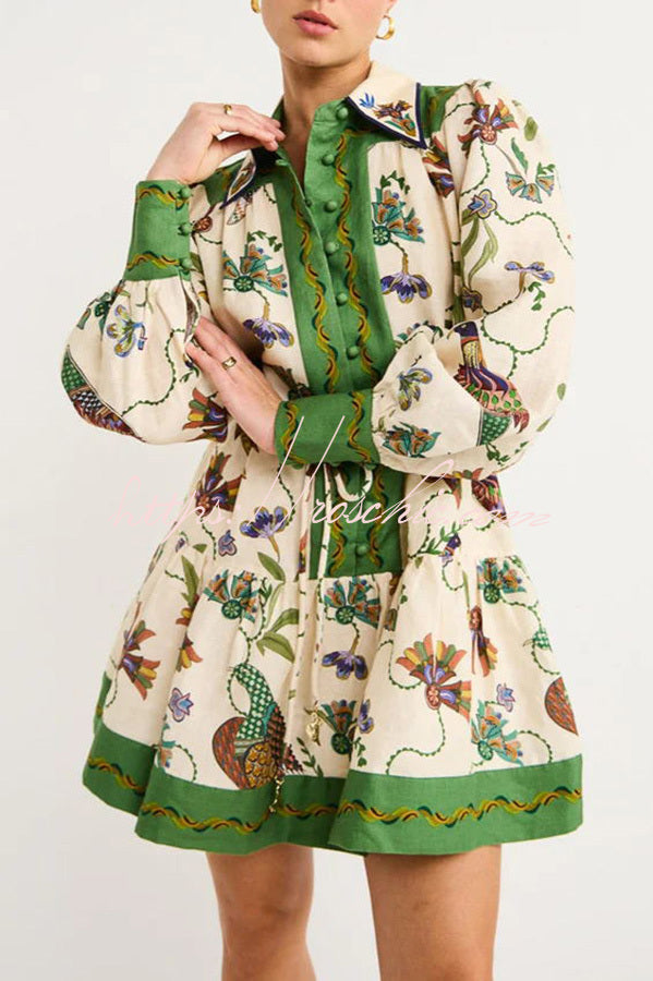 Classic Vintage Dress with a Flattering Fit