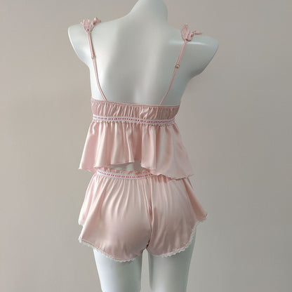 Beautifully Finished Garment in a Timeless Design